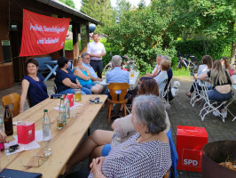 Uli Grötsch beim Grillfest SPD Ortsverein
